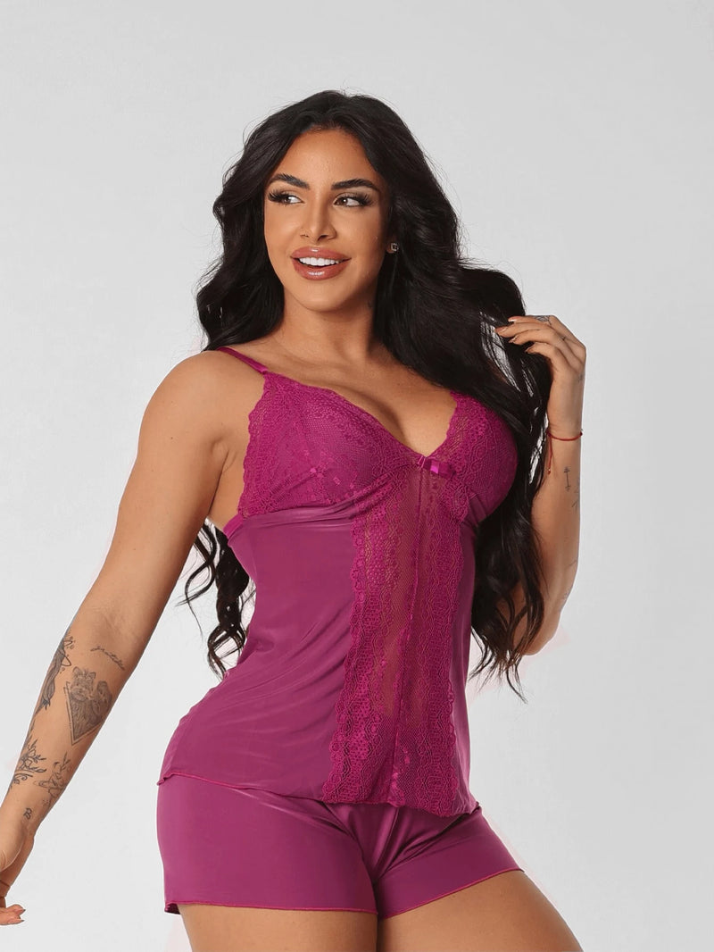 BabyDoll feminino com detalhes em renda